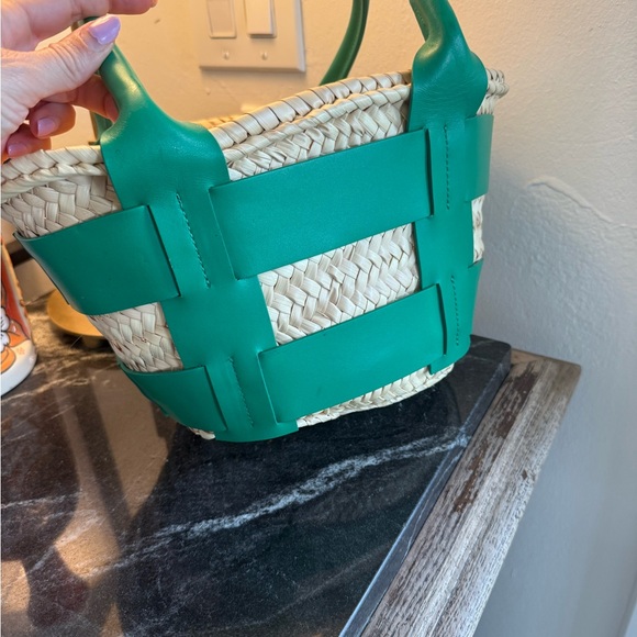 DeMellier Mini Santorini Basket Bag in Kelly Green - Picture 3 of 6